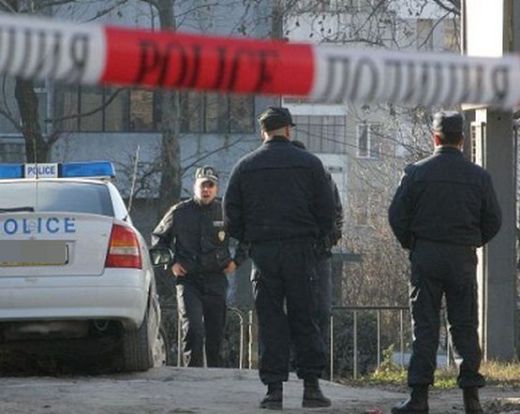 Психарят Величко редовно нападал къщите на хората в Кадиево
