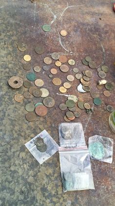 Старинни монети и предмети откриха в дома на иманяр в Ракитово