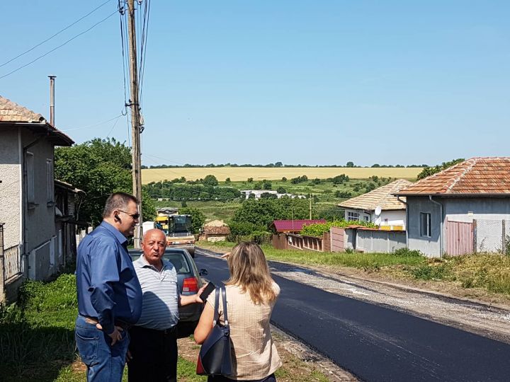 Община Разград асфалтира Киченица, продължава рехабилитацията на улици и в останалите села