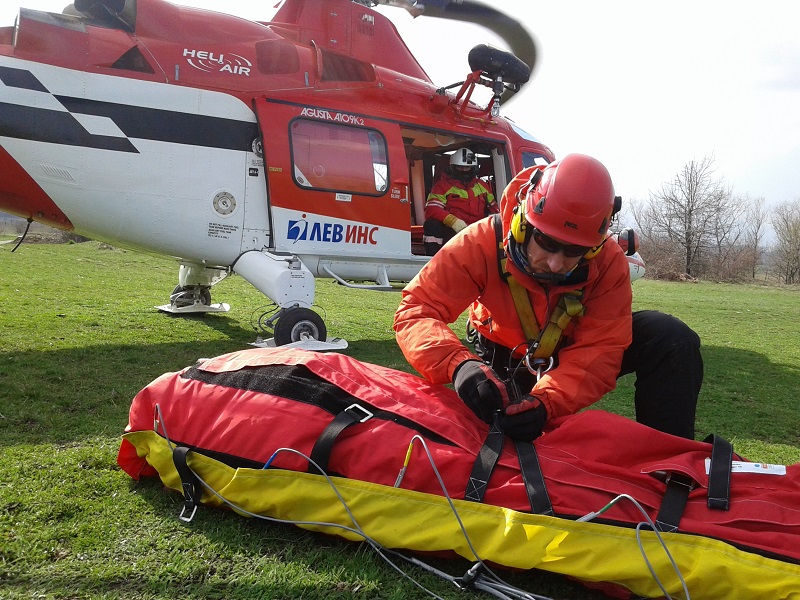 FAZ: Четирима души загинаха при катастрофа на хеликоптер за спешна медицинска помощ в Португалия