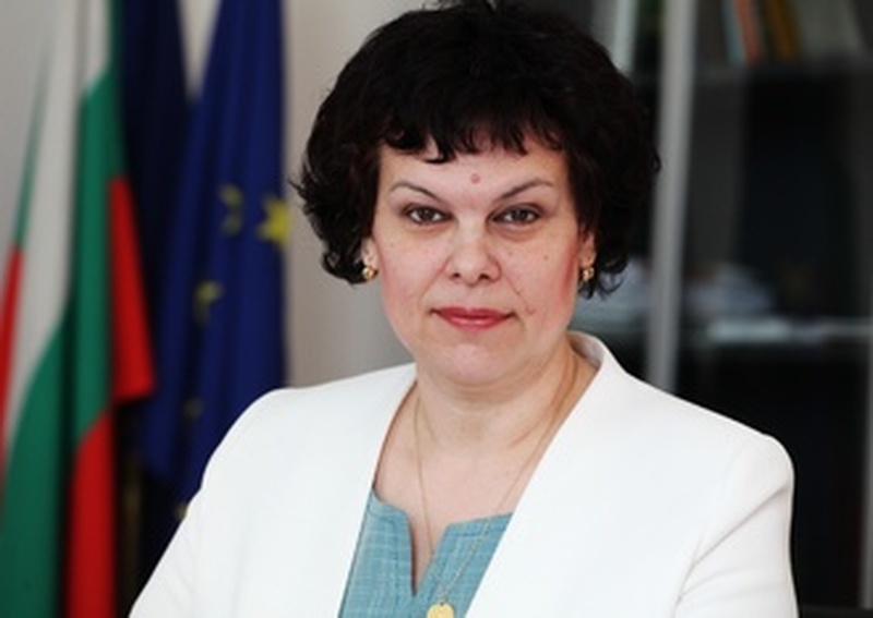 Зам.-министър Таня Михайлова: За първия държавен зрелостен изпит заявление за допускане са подали 52 650 зрелостници, а за втория - 41 716