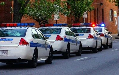 Кола се вряза в пешеходци в Москва, 1 загина, 9 са ранени