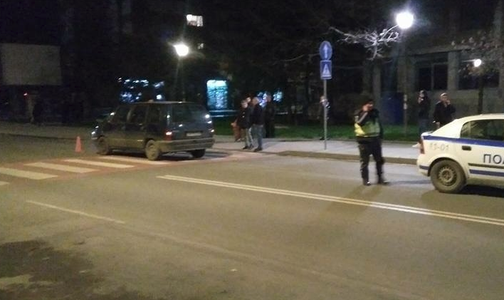 Блъснаха пешеходец на "Христо Ботев", в болница е