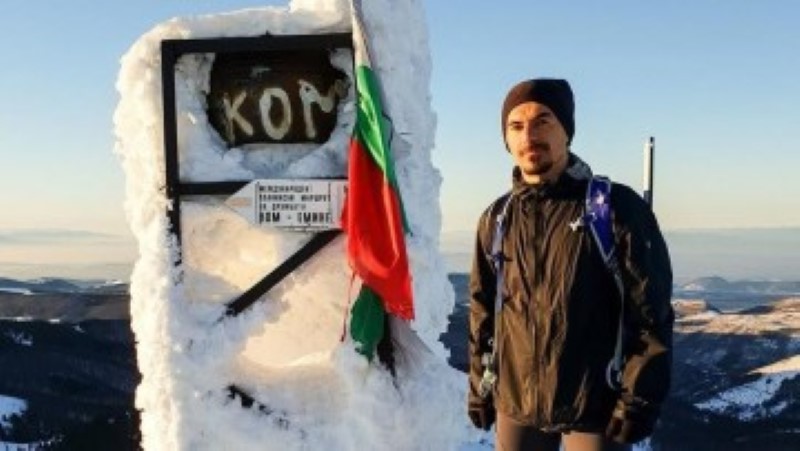 Бургас: Планинският бегач Божидар Антонов представя филма „Зимна Одисея“ в Казиното