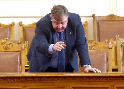 Каракачанов обяви сензационна новина за българската военна мощ!