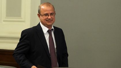 Няма опит за национализация на парите от втори стълб за пенсия