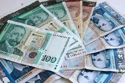 Арестуваха гледачка, искала солидна сума да развали магия