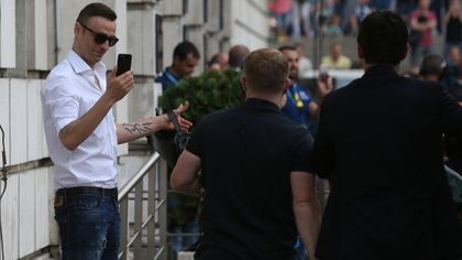 Шоуто започна: 11-ките на Бербатов и Фиго, имената са повече от внушителни