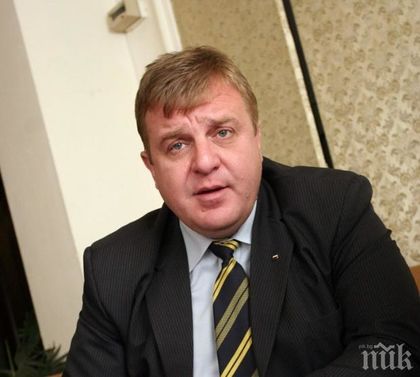 Каракачанов беснее: Вадят 1 милиард за саниране, а за пенсии няма!