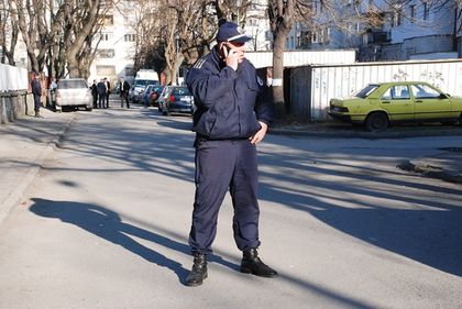 До 15 години затвор за пловдивските полицаи, обвинени за грабеж