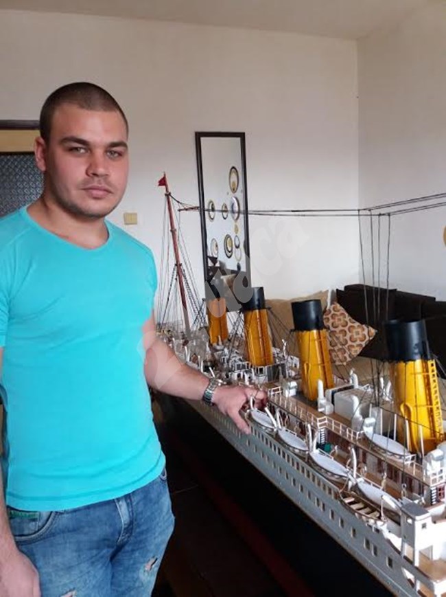 21-годишен силистренец сбъдна мечтата си и направи макет на „Титаник“ (Снимки)