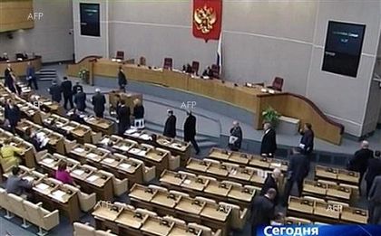 РИА Новости: Депутат коментира вдигането на забраната за влизане на руски мъже в Украйна