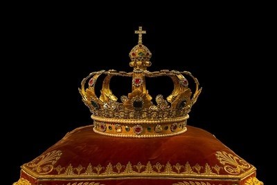 Обвиненият за кражбата на кралските корони в Швеция се призна за виновен