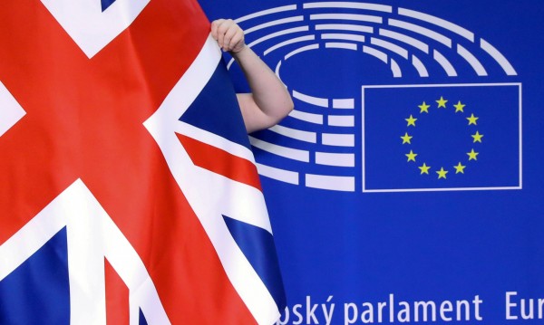 Мей обещава гласуване в парламента по сделката за Brexit до 12 март