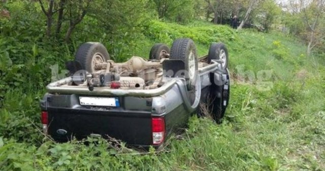 Невероятен късмет: Джип се обърна на таван край Враца, няма пострадали