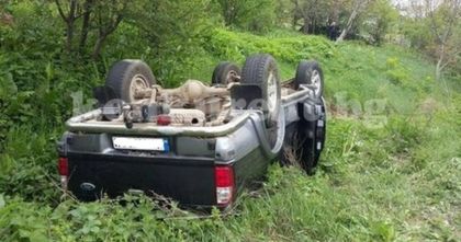 Невероятен късмет: Джип се обърна на таван край Враца, няма пострадали