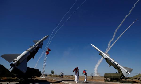 Израел се стресна от С-300? Не са нанасяли удари по Сирия