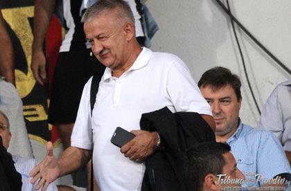 Крушарски поиска цялата собственост в
Локо