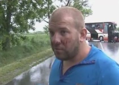 Директорката на училището в Ахелой: Динко чупеше стъкла, за да извади ранени при катастрофата