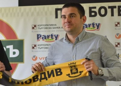 Арбитражният съд нищи казуса "Златев - Ботев Пд"