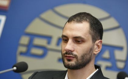 Константинов със силни думи за Казийски