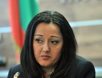 Павлова си търси втори заместник