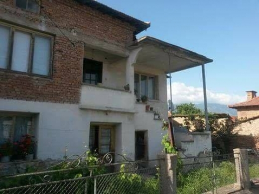 Часове наред разпитват майката на изчезналия Станимир, следа няма
