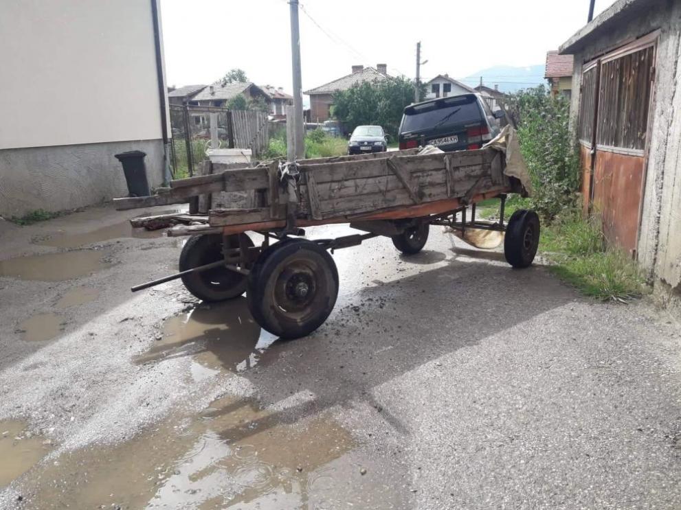 ПТП край Плевен. Водач на каруца загина намясто след удар с лек автомобил