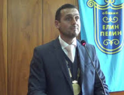 ОИК решава дали да отстрани кмета на Елин Пелин