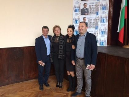 Кметът на Белащица подари на генерал Попов тефтерчето на Левски