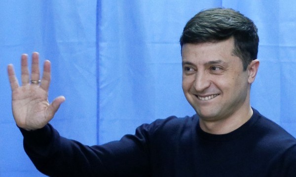 Доверието в Зеленски и надеждата, че ще промени системата