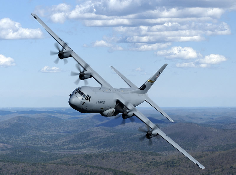 Зрелище! Спецчастите скачаха от американски С-130 J Херкулес в авиобаза Крумово (СНИМКИ)