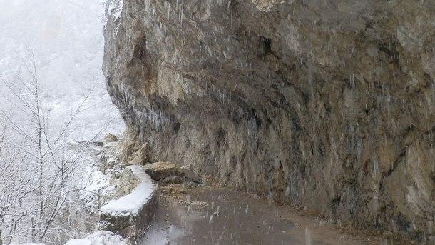 Свлачище тръгна над кирковското село Орлица