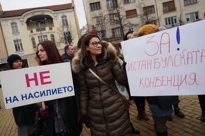 НАРОДЪТ КАЗА ТЕЖКАТА СИ ДУМА! България твърдо против Истанбулската конвенция - хората искат втори лифт на Банско (ГРАФИКИ)