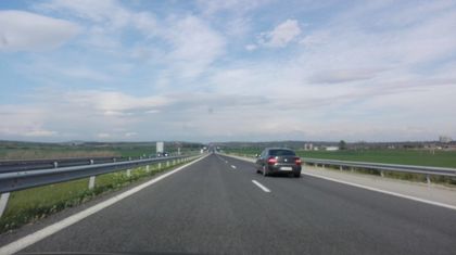 Пътничка скочи в движение от микробус на АМ Тракия край Пловдив