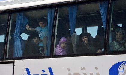 Турция преговаря за избягване на хуманитарна катастрофа в Идлиб