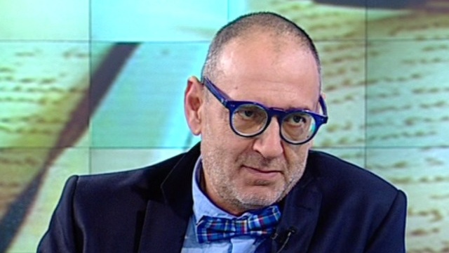 Любен Дилов - син и синята му брада в "Петното"