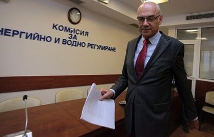 ИЗВЪНРЕДНО! Прокуратурата нахлу в КЕВР, тараши здраво!