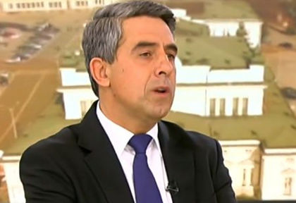 Плевнелиев бързо забрави какви ги надроби по негово време и обяви Румен Радев за опозиционен лидер