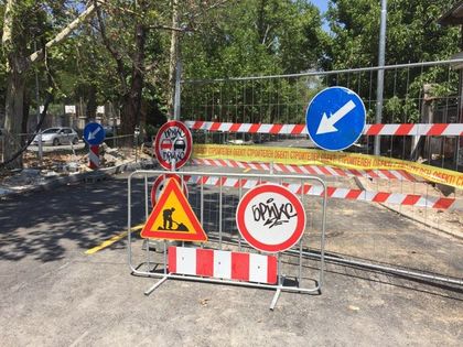 Гледаме на врачка кога ще отворят 