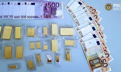 Мъж занесе чанта със злато и пари в участъка в Берлин