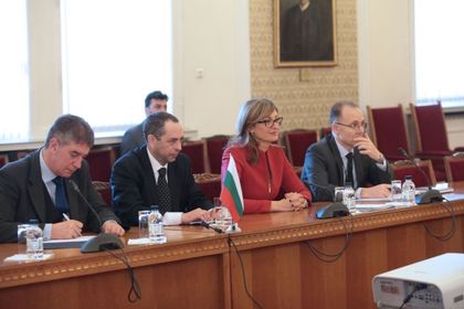 Министър Екатерина Захариева приветства ратификацията на Протокола за присъединяване на Република Северна Македония към НАТО