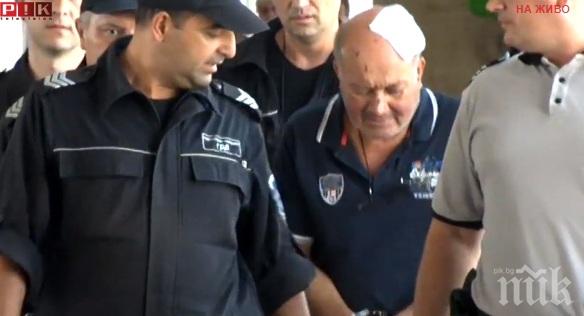 Шофьорът на автобуса ковчег от Своге се предаде, не иска да живее