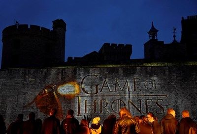 HBO назначава секс надзорници заради