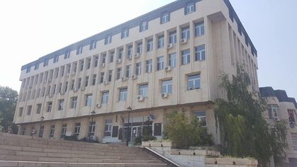 Телефон на пловдивски затворник разкрил схемата за купуване на гласове в Асеновград