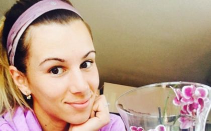 Прекрасното цвете Цвети Пиронкова поздрави всички за празника