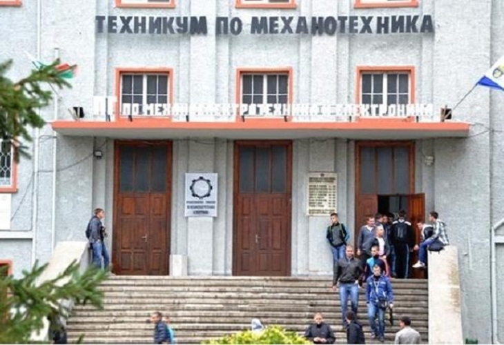 16-годишен отличник е пишман терористът от Бургас, пратиха му психолог