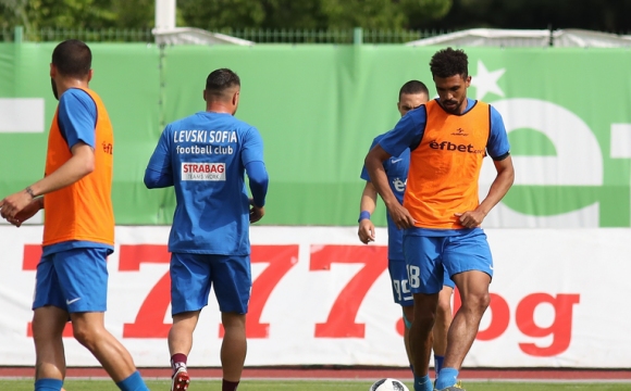 Защитник на Левски ще играе на Купата на Африка