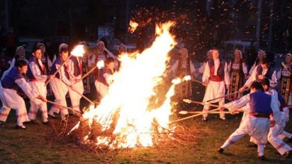 Днес изпълнете с мир и любов сърцата си и поискайте прошка! Сирни заговезни е