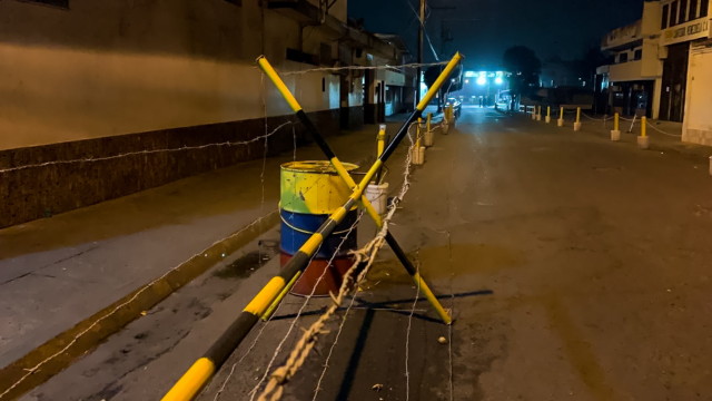 Венецуела затваря частично границата с Колумбия